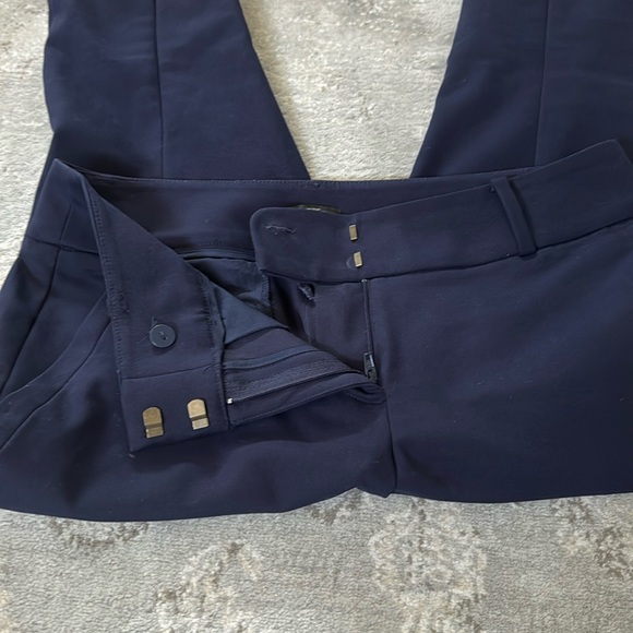Ann Taylor Loft Skinny Ankle Pants in Curvy Fit (Size 4) - Picture 5 of 6
